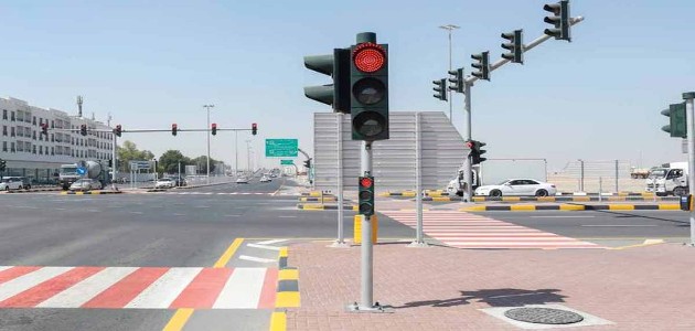 كم مخالفة قطع الإشارة الحمراء في السعودية
